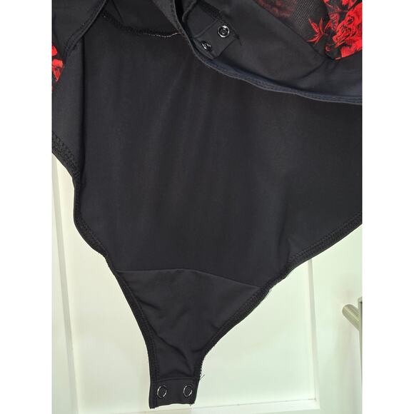 Tahari Floral Mesh Bodysuit With Built-In Tank Black/Red Size L - Picture 12 of 16